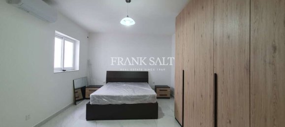 3 bedrooms Apartment in Siggiewi, Malta No. 7562 5