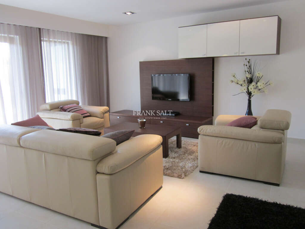 Apartamento de 3 dormitorios en Saint Julian's, Malta No. 8516