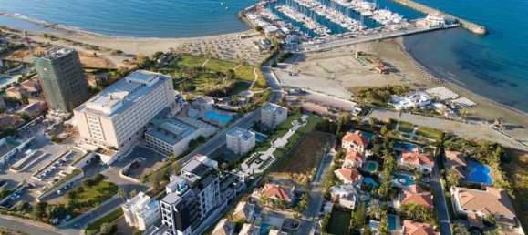 2 bedrooms Apartment in Agios Tychonas, Cyprus No. 18812 16