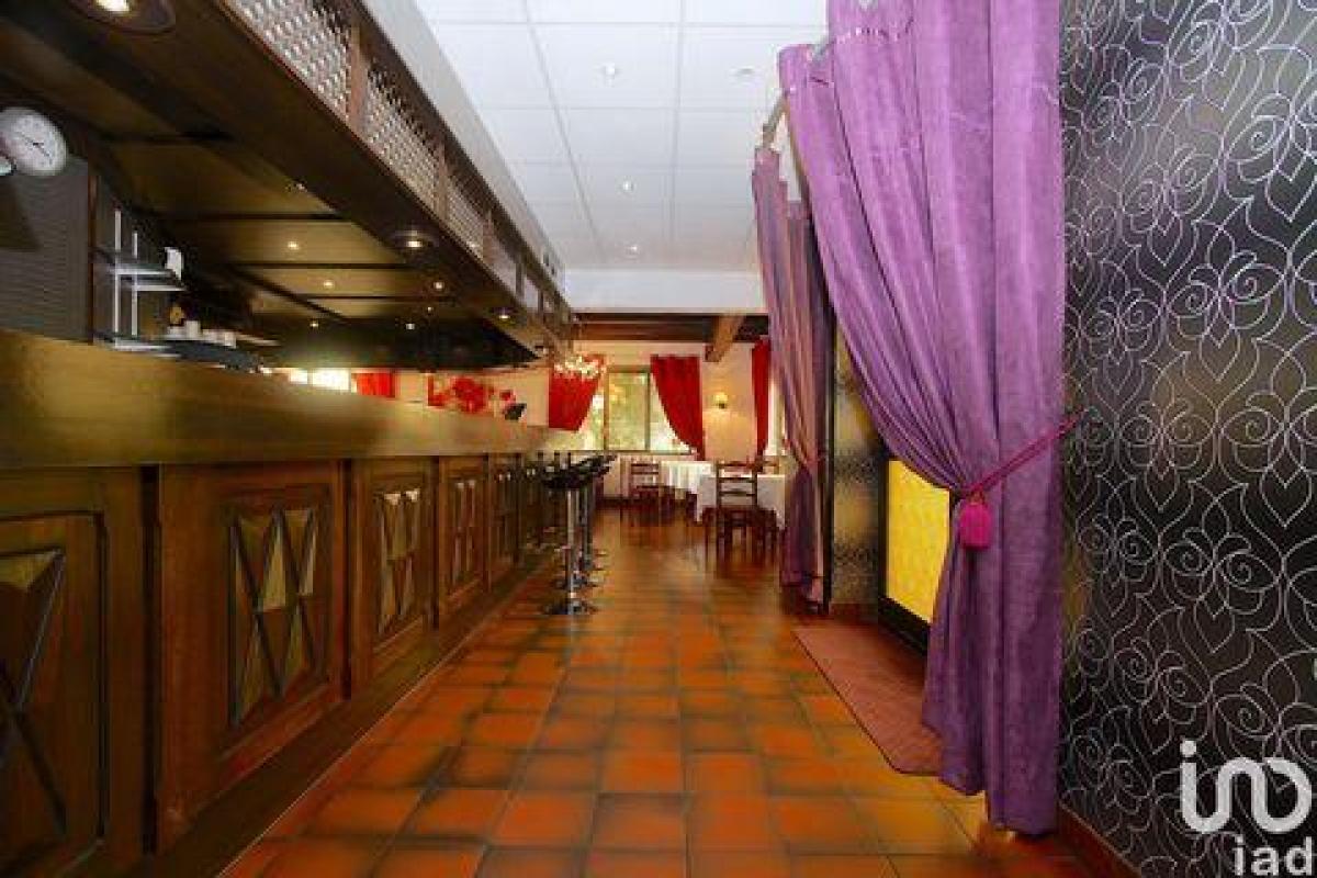 419m² Factory in Sarrebourg, France No. 18764