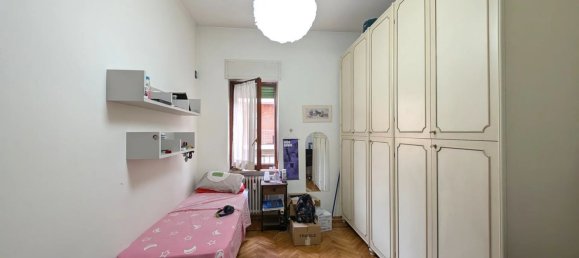 Apartamento de 4 dormitorios en Cuneo, Italy No. 342706 3