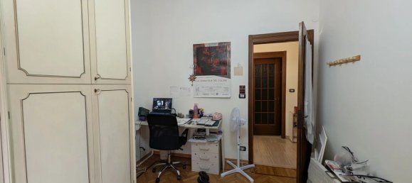 Apartamento de 4 dormitorios en Cuneo, Italy No. 342706 4