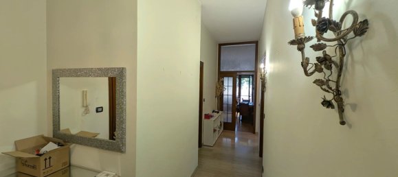Apartamento de 4 dormitorios en Cuneo, Italy No. 342706 30