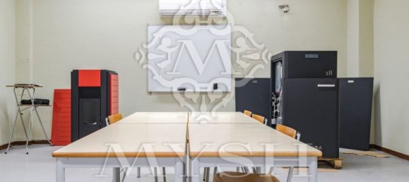 973m² Office in Lisbon, Portugal No. 11820 11