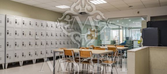 973m² Office in Lisbon, Portugal No. 11820 27