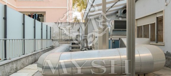 973m² Office in Lisbon, Portugal No. 11820 32