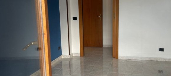 Дом с 4 комнатами в Лаурия, Италия № 61692 7