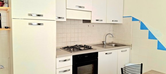 4-salle Appartement à San Vincenzo, Italy No. 328148 11