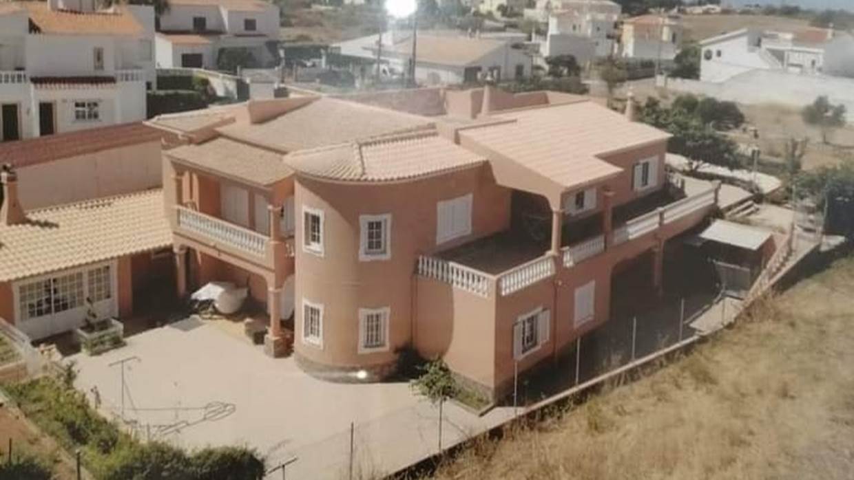 7 rooms House in Albufeira, Portugal No. 138823
