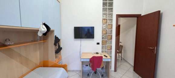 3 rooms Apartment in Noicattaro, Italy No. 27664 27