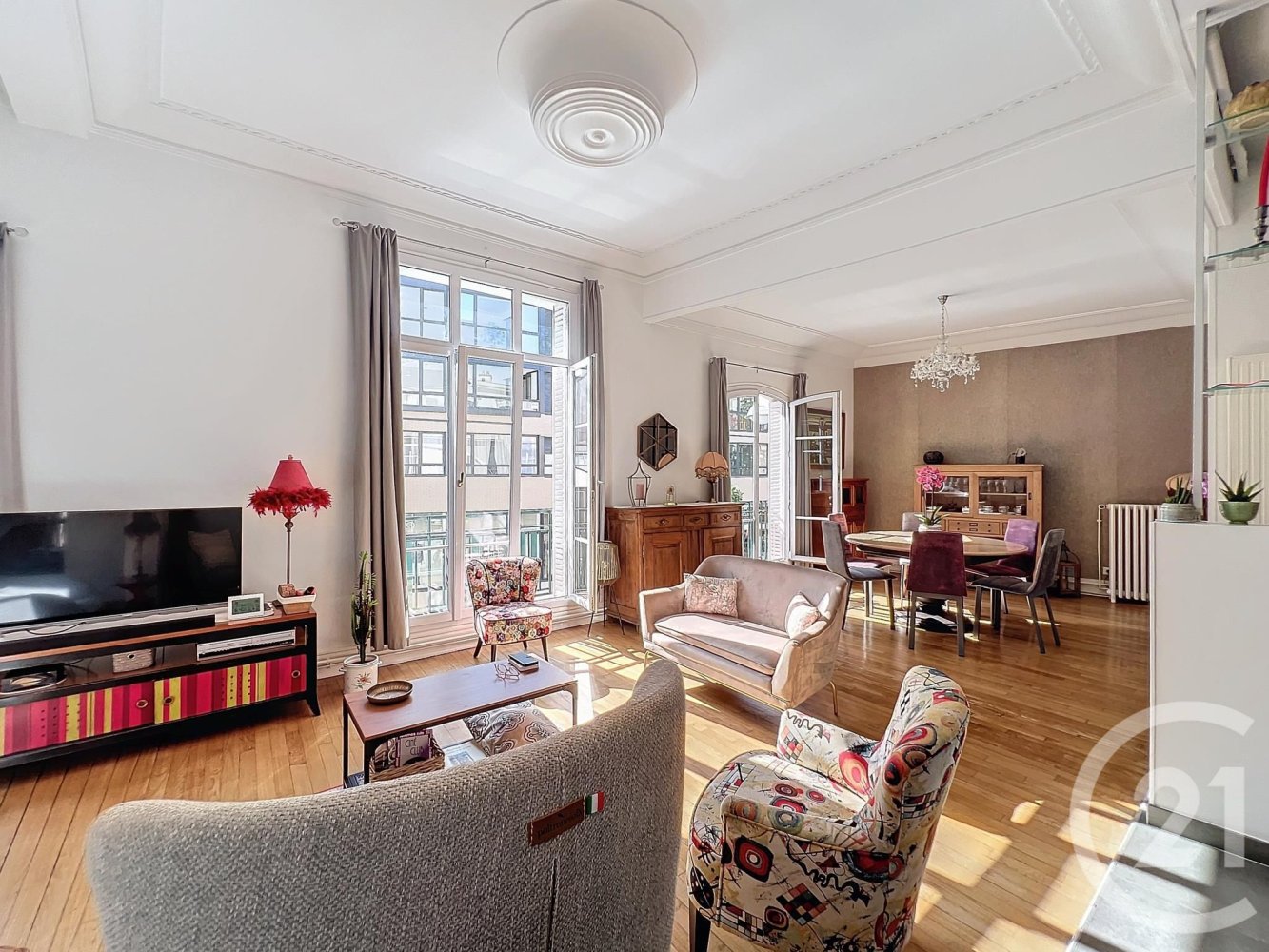 Apartamento de 3 dormitorios en Reims, France No. 95107