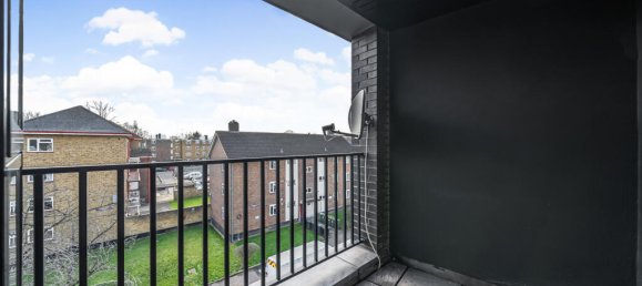 2 bedrooms Apartment in London, United Kingdom No. 7584 4