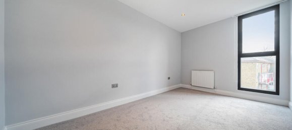 2 bedrooms Apartment in London, United Kingdom No. 7584 17