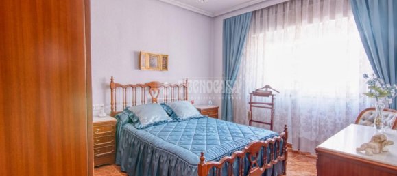 4 bedrooms Apartment in Salamanca, Spain No. 159492 11