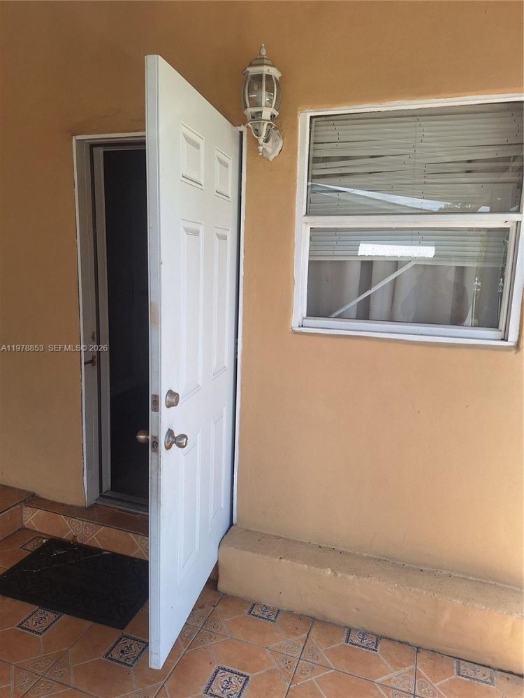 157.75 m² terreno en alquiler en Miami, Miami-Dade, Florida, USA № 615125