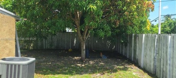 157.75 m² terreno en alquiler en Miami, Miami-Dade, Florida, USA № 615125 3