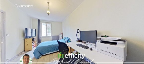 Apartamento de 3 dormitorios en Tarare, France No. 340366 13