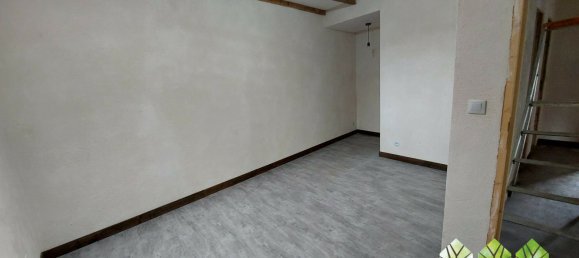 Casa de 3 dormitorios en Chateaumeillant, France No. 210244 17