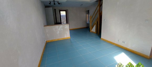 Casa de 3 dormitorios en Chateaumeillant, France No. 210244 3