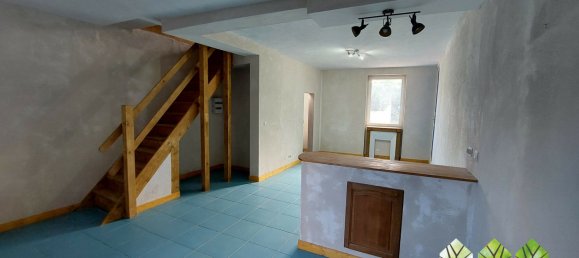 Casa de 3 dormitorios en Chateaumeillant, France No. 210244 9