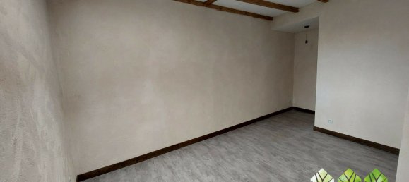 Casa de 3 dormitorios en Chateaumeillant, France No. 210244 22