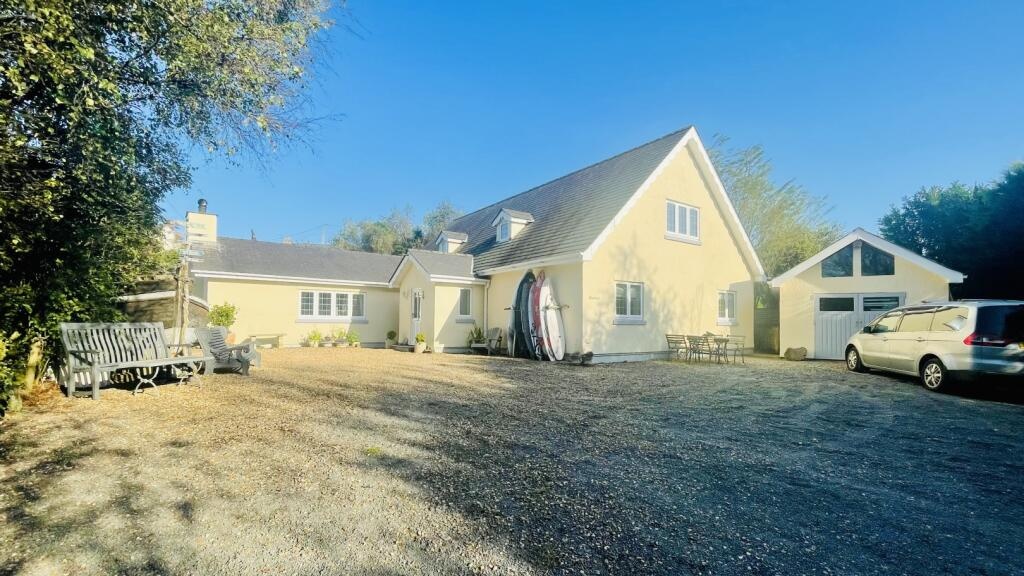 5 bedrooms House in Isle of Anglesey, United Kingdom No. 2686