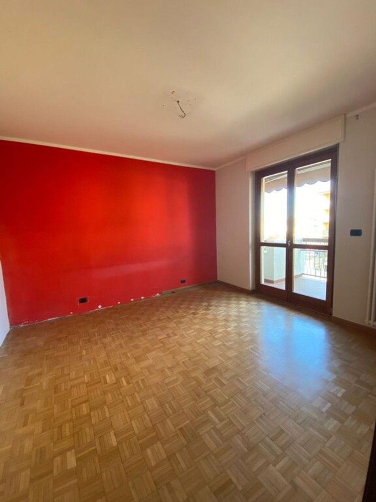 2 Schlafzimmer Wohnung in Verzuolo, Italy, Nr. 358355