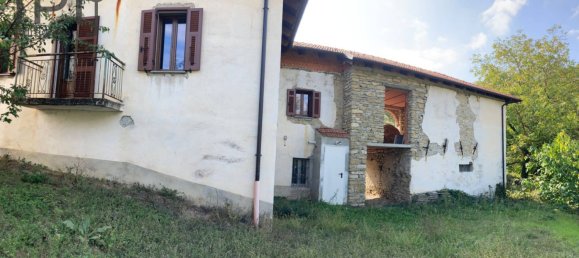 4 bedrooms House in Roccaverano, Italy No. 136533 9