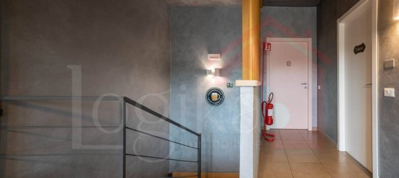 2 rooms Commercial property in Binasco, Italy No. 1621 22