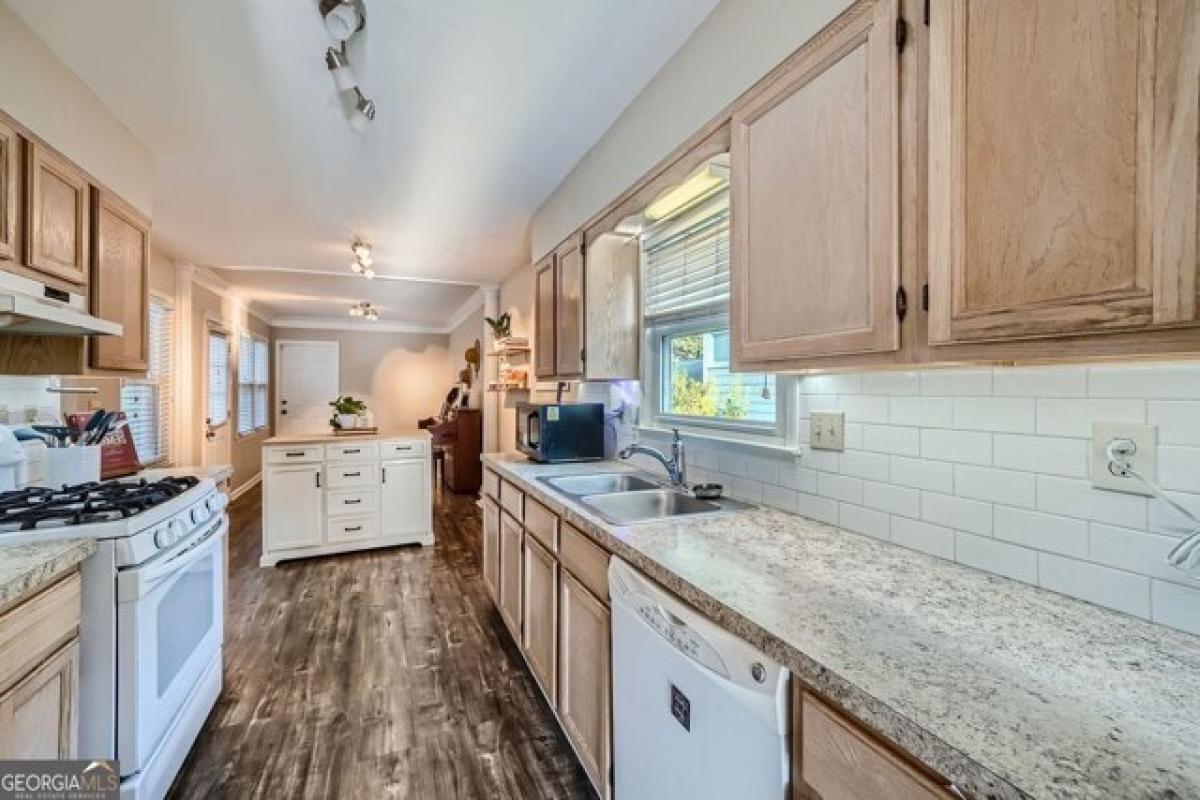 2 bedrooms House in Avondale Estates, USA No. 391660