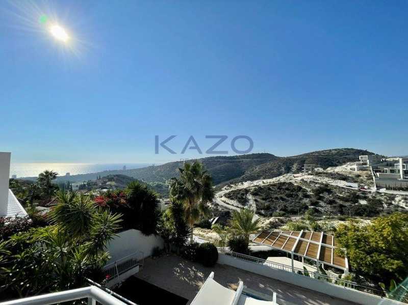 3 bedrooms Commercial property in Agios Tychonas, Cyprus No. 17970