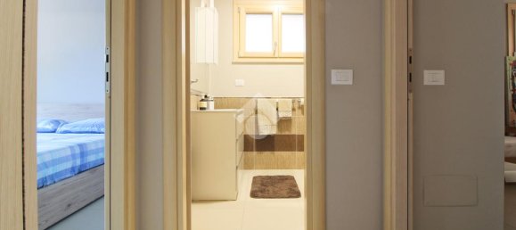 2 bedrooms Apartment in Giulianova, Italy No. 170301 18