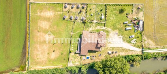 3 bedrooms House in Novara, Italy No. 105081 9