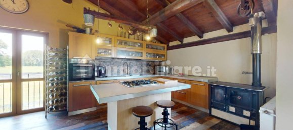 3 bedrooms House in Novara, Italy No. 105081 40