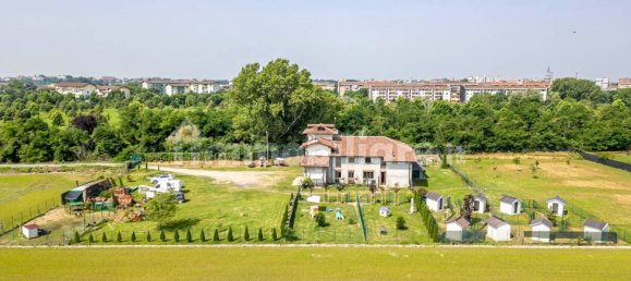 3 bedrooms House in Novara, Italy No. 105081 15