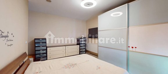 3 bedrooms House in Novara, Italy No. 105081 3