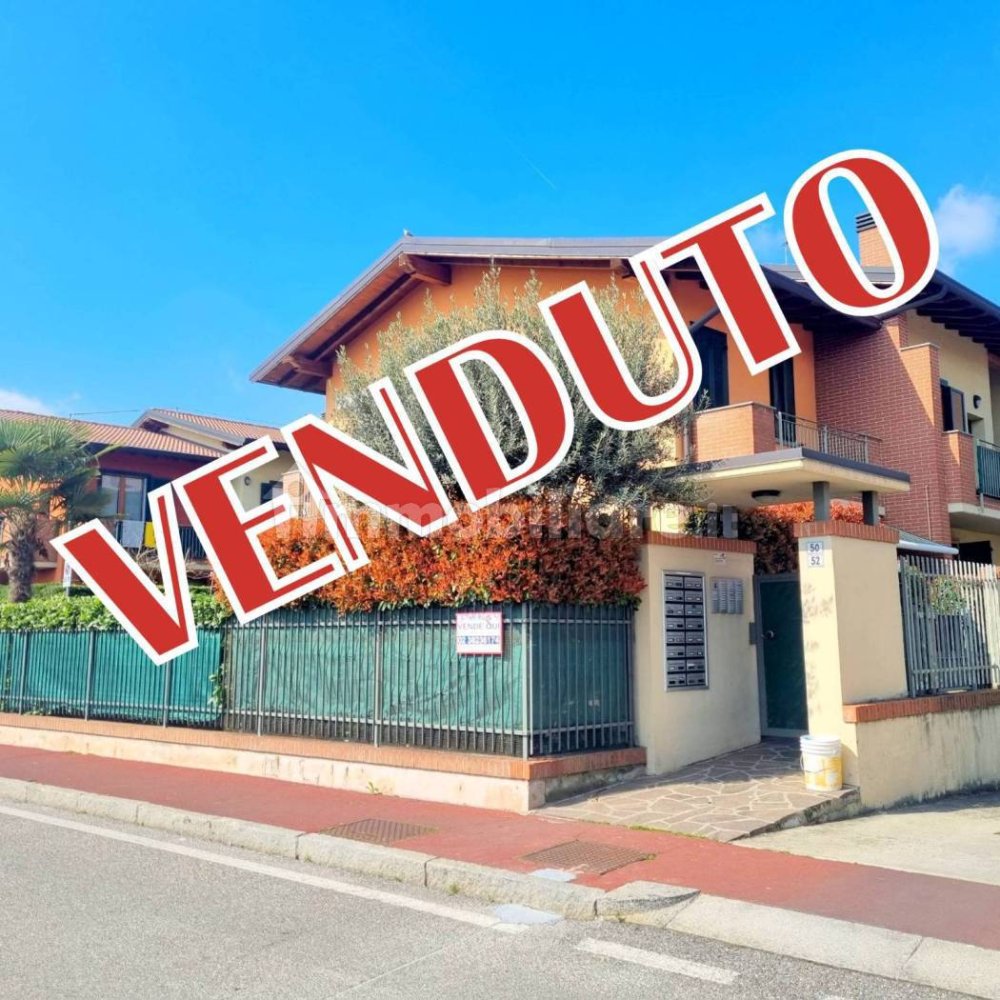 1 chambre Appartement à Capriate San Gervasio, Italy No. 106007