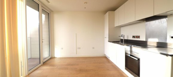 2 Schlafzimmer Wohnung in Colindale, United Kingdom, Nr. 7865 2