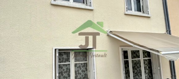 3 bedrooms House in Chateaudun, France No. 251902 2