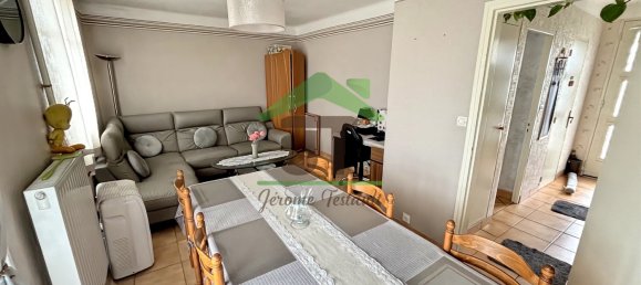 3 bedrooms House in Chateaudun, France No. 251902 5