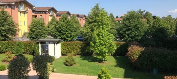 Apartamento de 2 habitaciónes en Tradate, Italy No. 11556 28