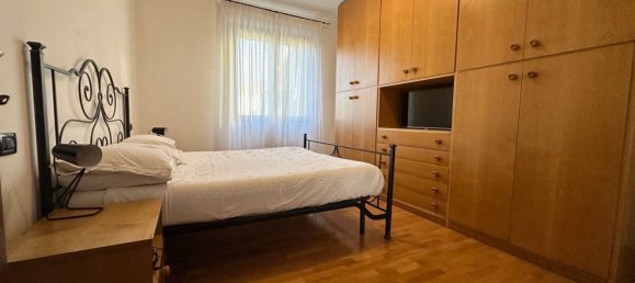 Apartamento de 2 habitaciónes en Tradate, Italy No. 11556 9