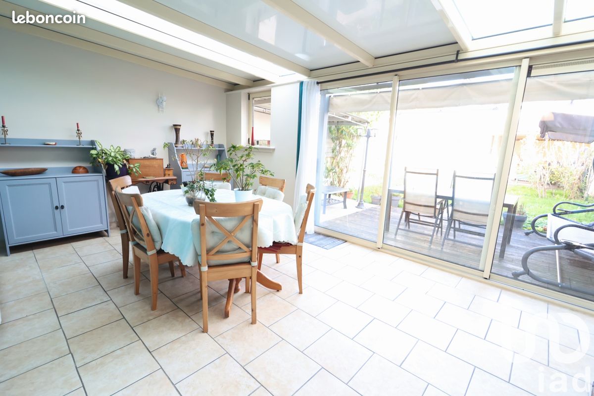 Дом с 3 спальнями в Реймс, Франция № 217270