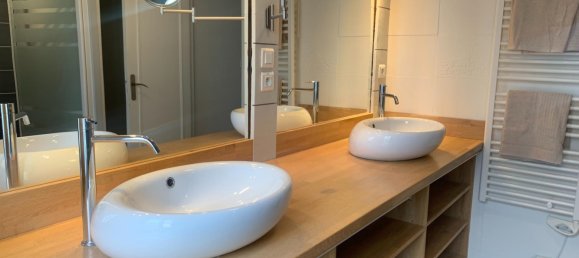 Дом с 5 спальнями в Орлеан, Франция № 337219 5