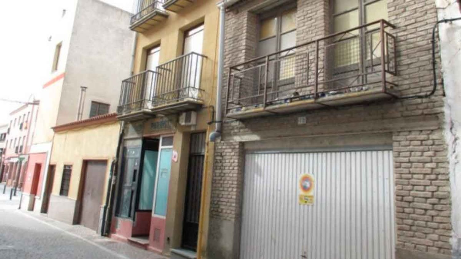 Коммерческая недвижимость 103м² в Аревало, Испания № 65347