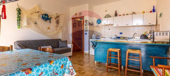 Квартира с 1 спальней в Стинтино, Италия № 142365 5