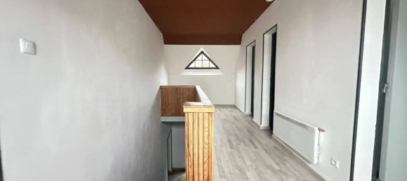 4 bedrooms House in Bievres, France No. 44440 12