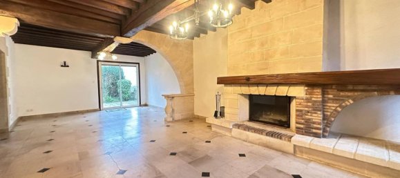 4 bedrooms House in Bievres, France No. 44440 4