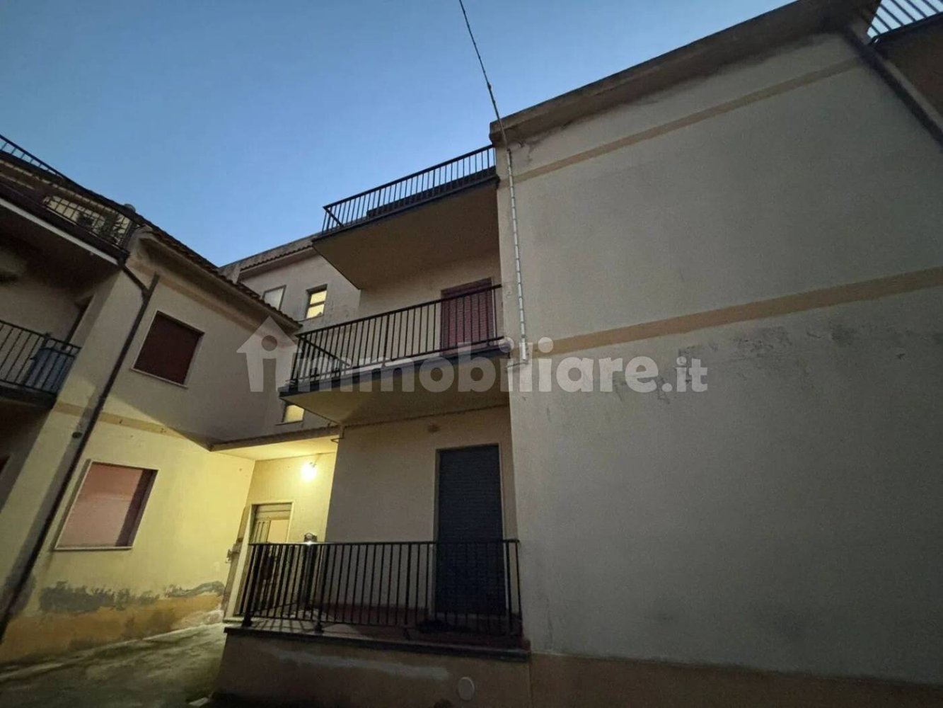 5 Schlafzimmer Wohnung in Bianco, Italy, Nr. 343706