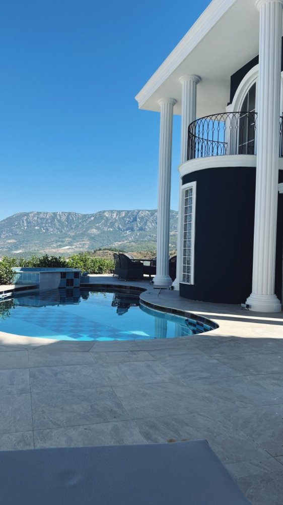 Villa 4+1 in Alanya, Turkey No. 17784